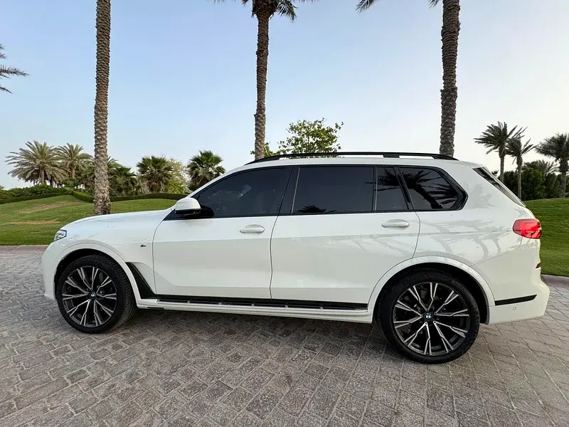 بي أم دبليو X7 2020