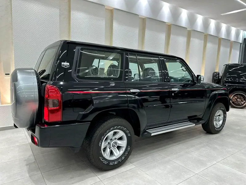 Nissan Patrol Safari 2024