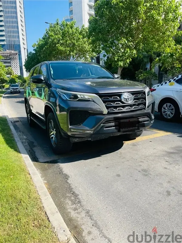 Toyota Fortuner 2022