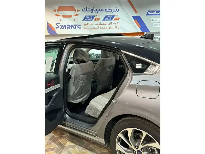 فورد توروس تيتانيوم 2025