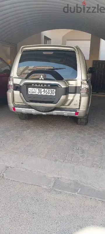 Mitsubishi Pajero 2015