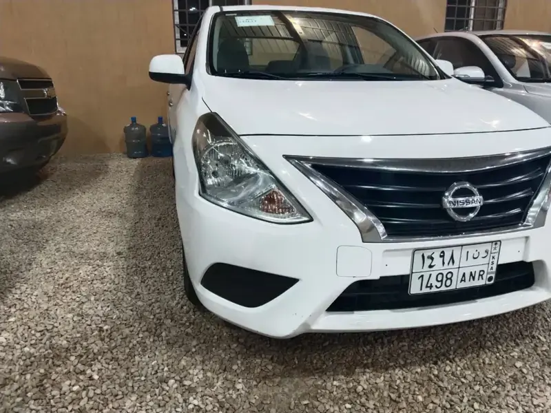 Nissan Sunny 2016