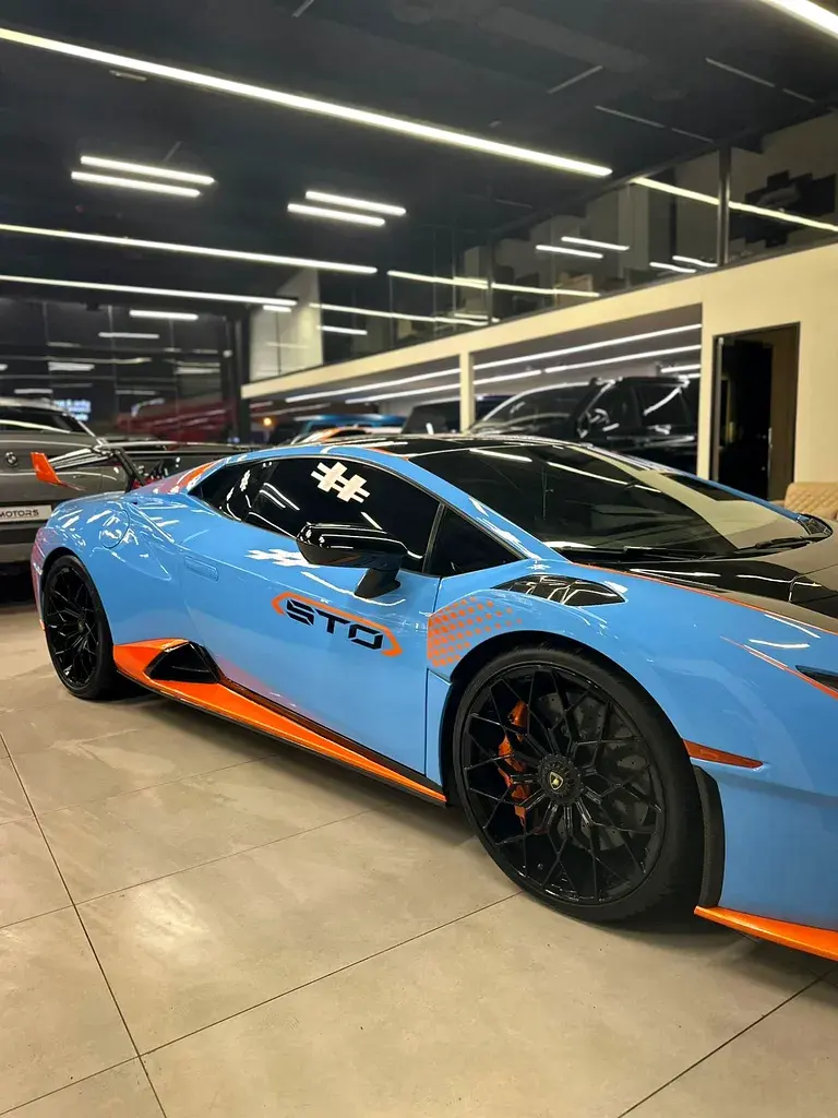 لامبورغيني هوراكان 2022
