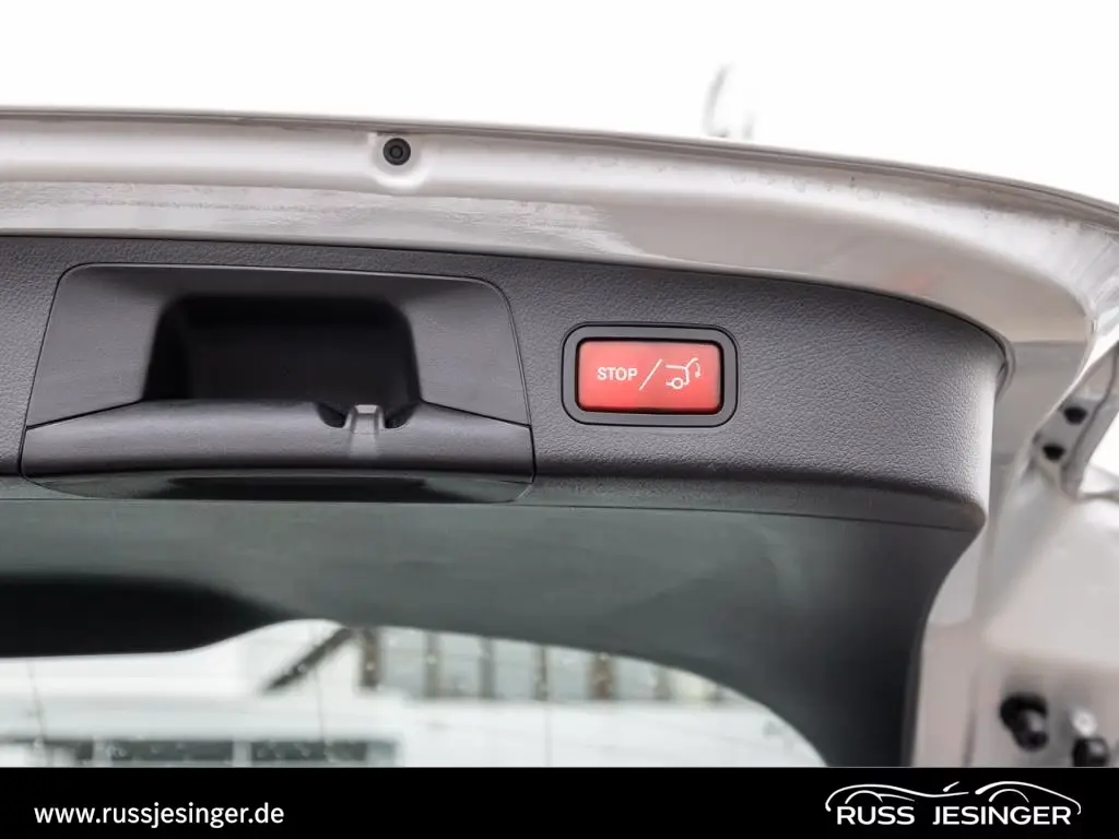 Mercedes Benz GLA Class 2023