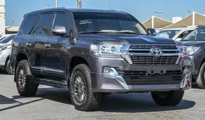 تويوتا لاند كروزر 70 GXR Touring S