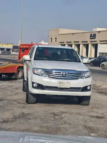 تويوتا فورتشنر 2015