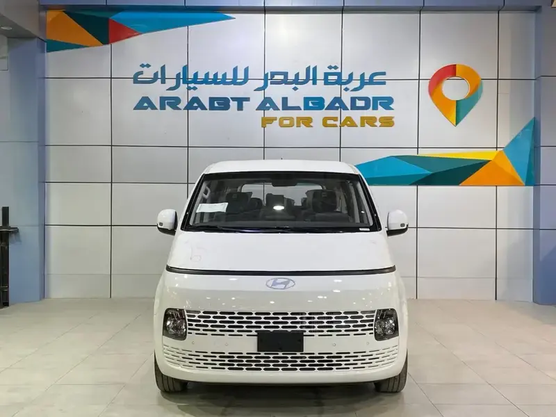 هيونداي ستاريا 2025 ديزل 9 راكب