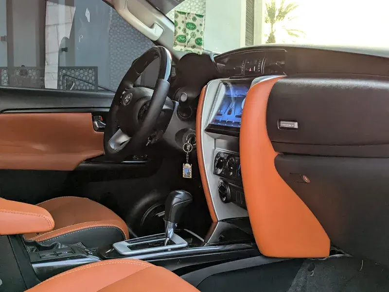 تويوتا فورتونر 2018