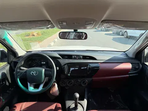 الجديد تويوتا هايلكس 2.4L GL 2 Double Cab DSL M/T 4x4 2025