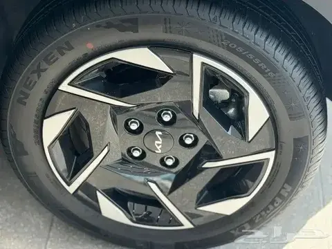 New Kia Sonet 1.5L LX 2024