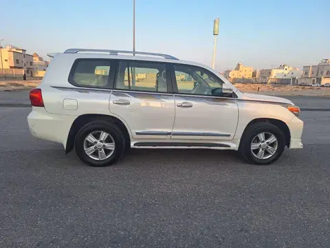 تويوتا لاند كروز 2014