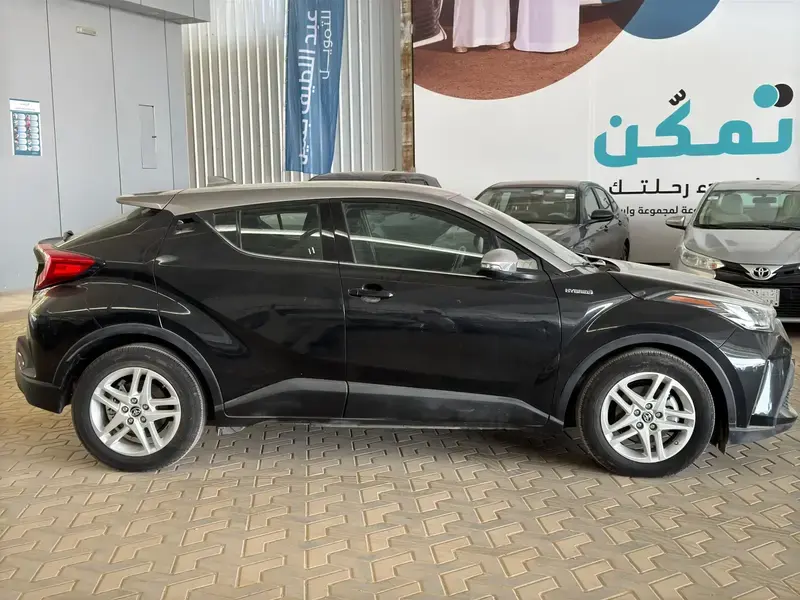تويوتا C-HR 2021