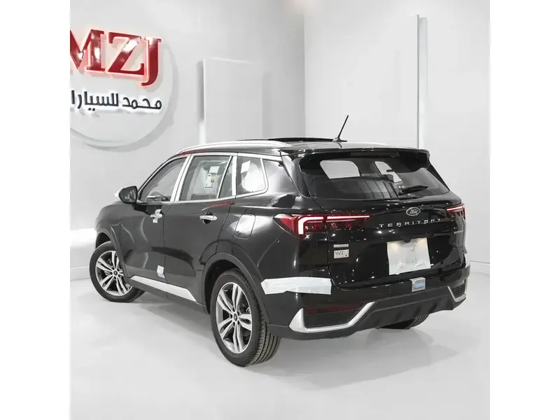 فورد تيريتوري 2025 تيتانيوم