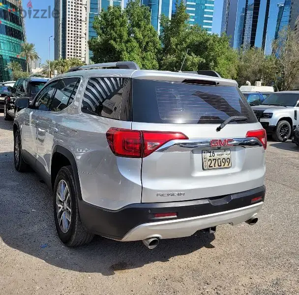 جي أم سي أكاديا 2018