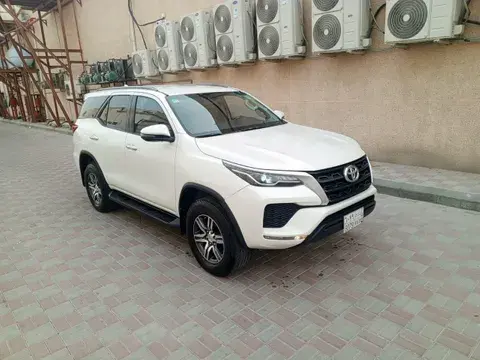 Toyota Fortuner 2022