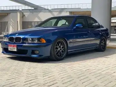 بي أم دبليو M5 E39