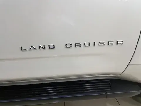 New Toyota Land Cruiser 4.0 GXR 2024