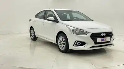 هيونداي أكسنت GL 1.6 | بدون دفعة مقدمة | اختبار القيادة في المنزل