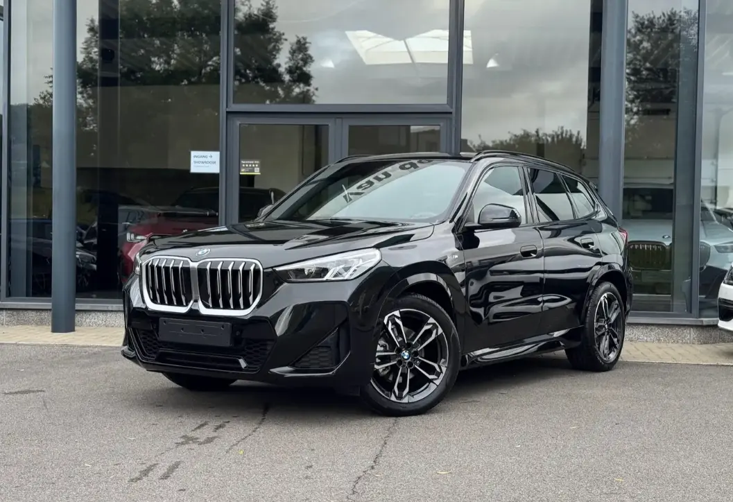 بي أم دبليو X1 2025