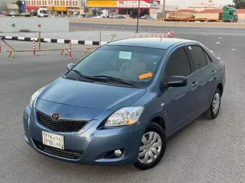 تويوتا يارس 2011