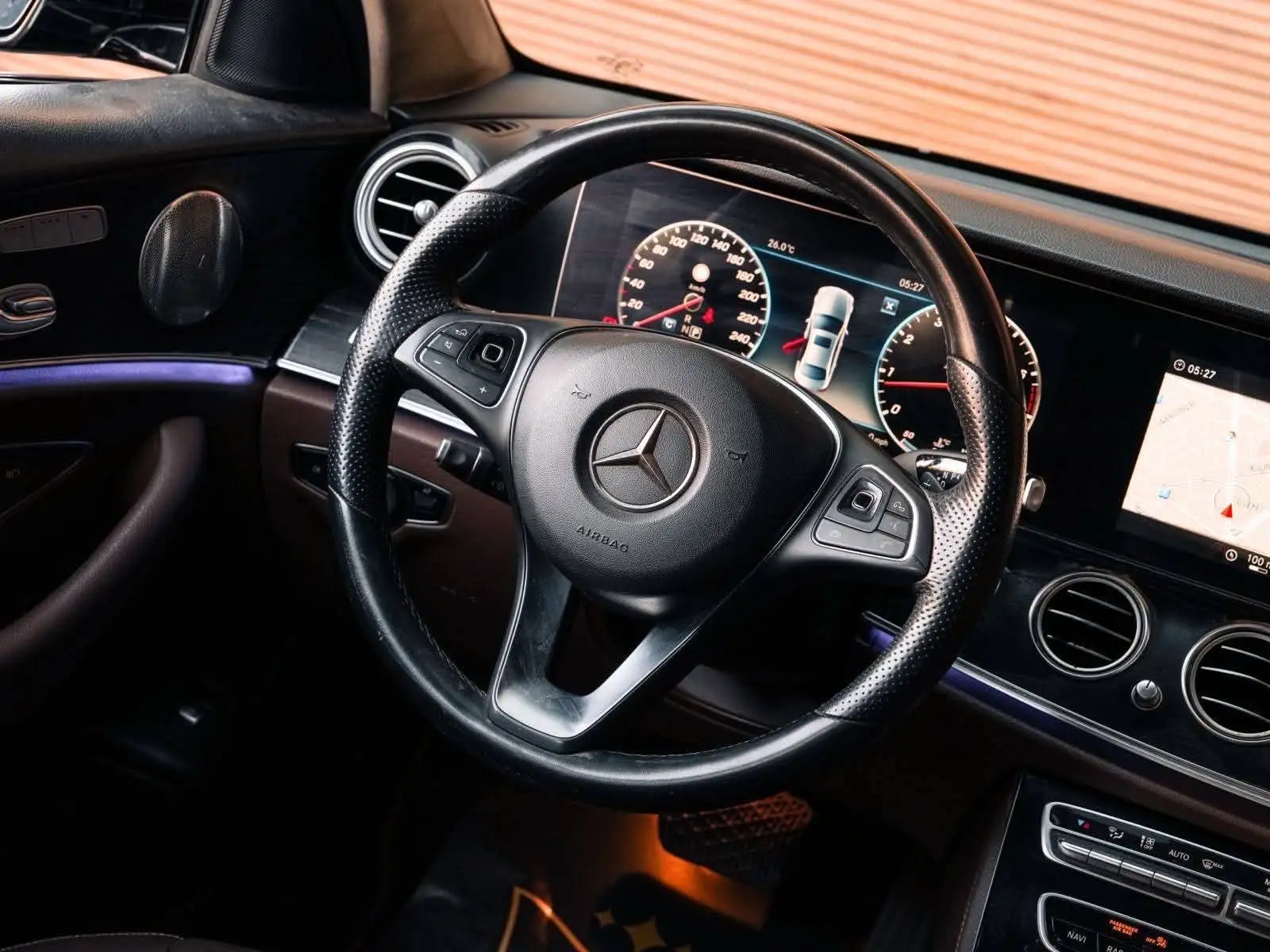 مرسيدس بنز E Class 2018