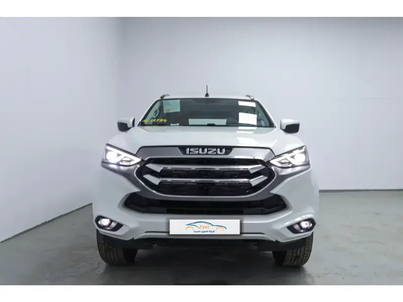 Isuzu MUX 2024