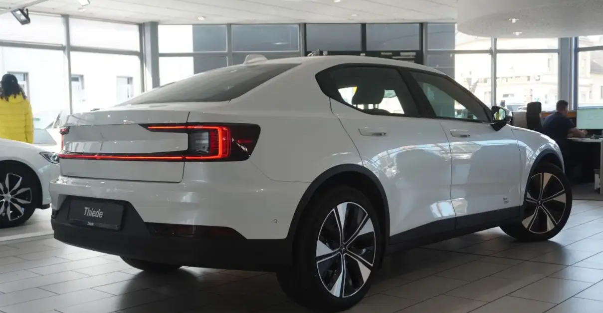 Polestar 2 2023