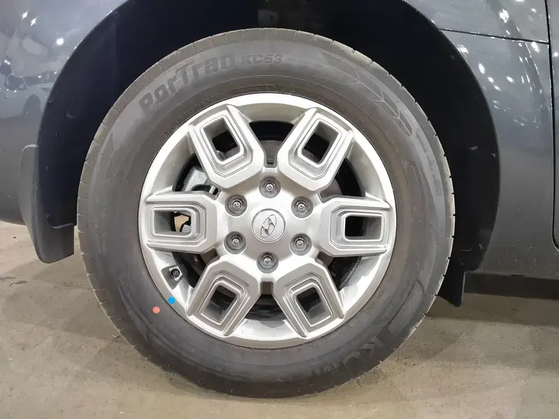 هيونداي ستاريا 2025