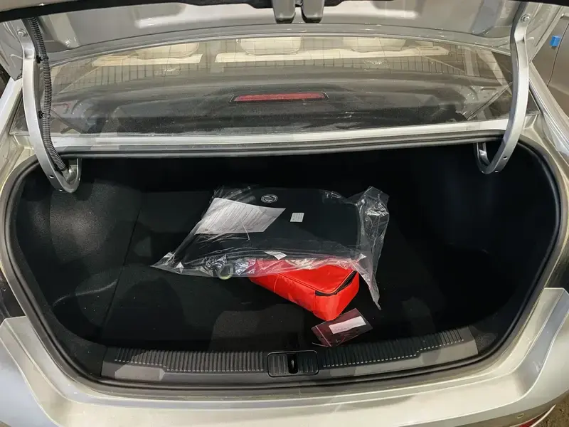 ام جي 5 2024 فل كامل