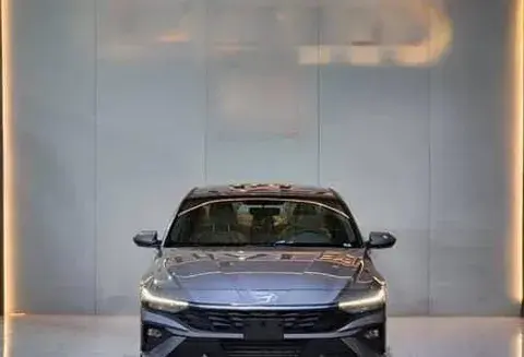 New Hyundai Elantra 2025