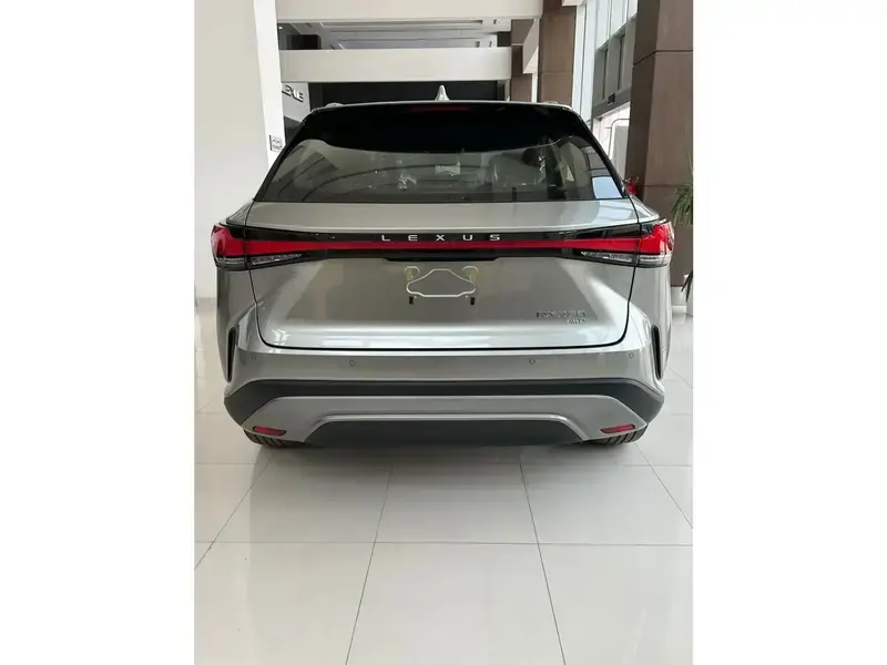 Lexus RX 2025