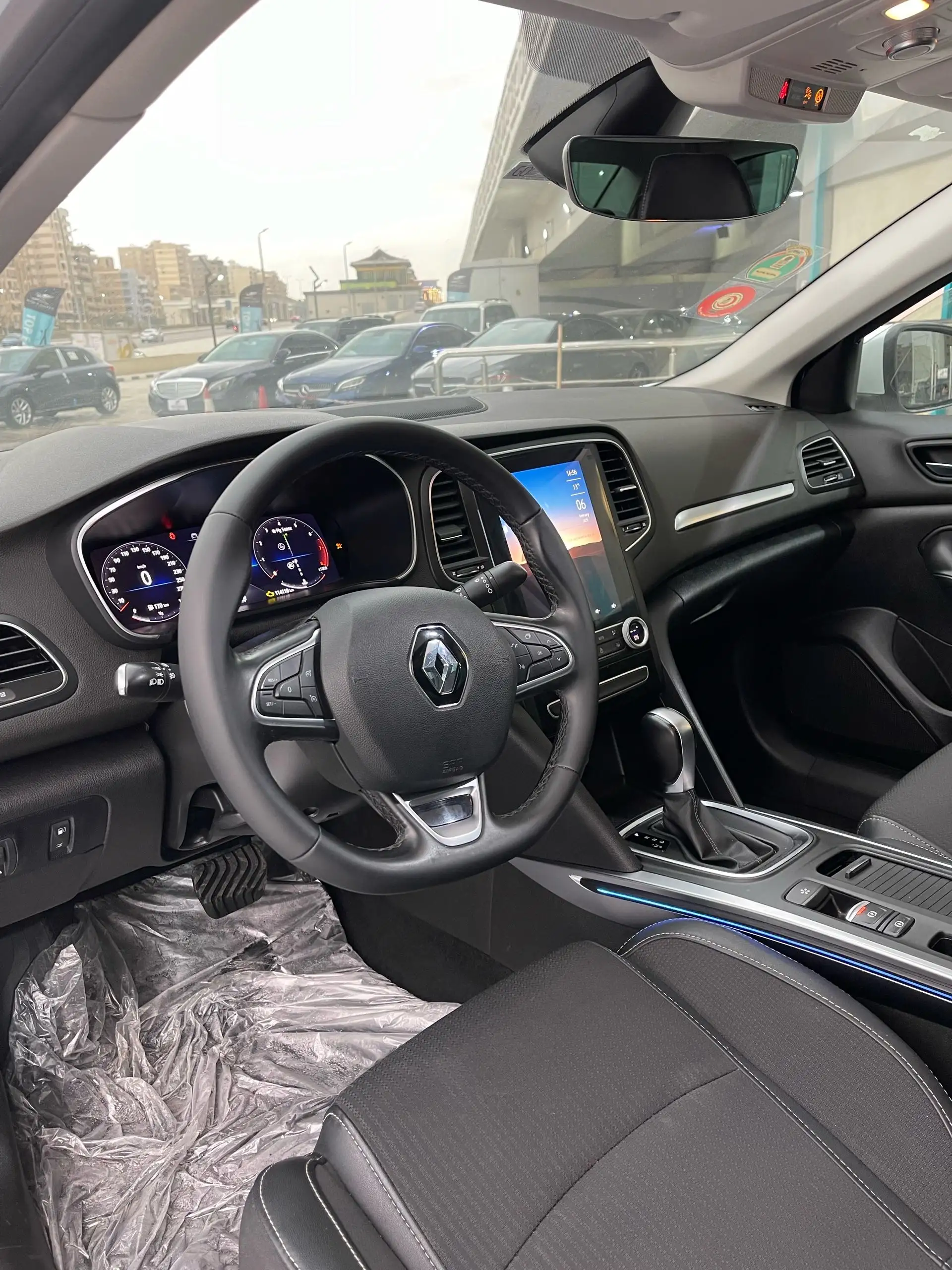 رينو ميجان 2022