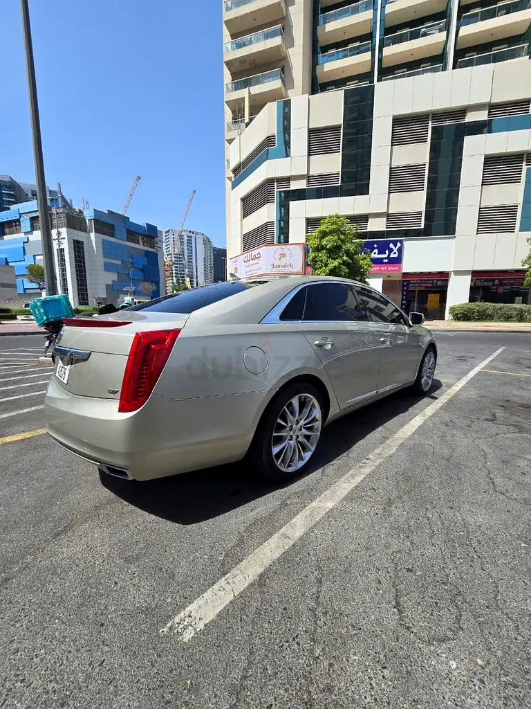 Cadillac XTS 2014