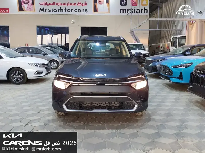 KIA Carens 2025