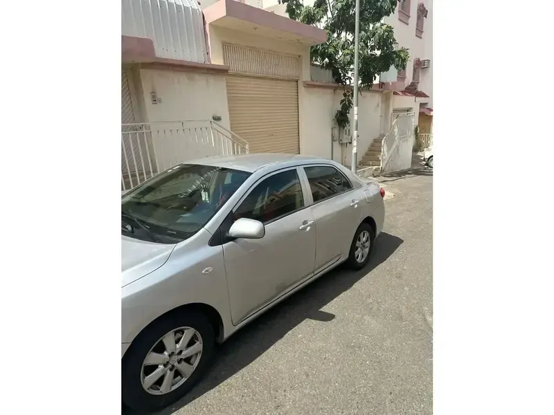 تويوتا كورولا 2011