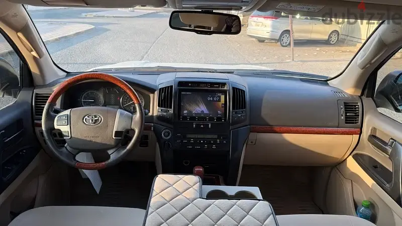 Toyota Land Cruiser 2014