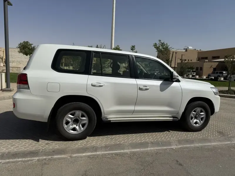 Toyota Land Cruiser Wagon 2021