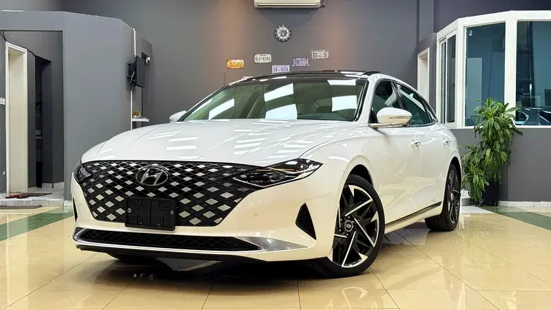 هيونداي أزيرا 2023