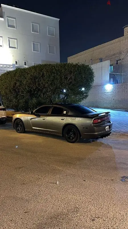 Dodge Charger 2011