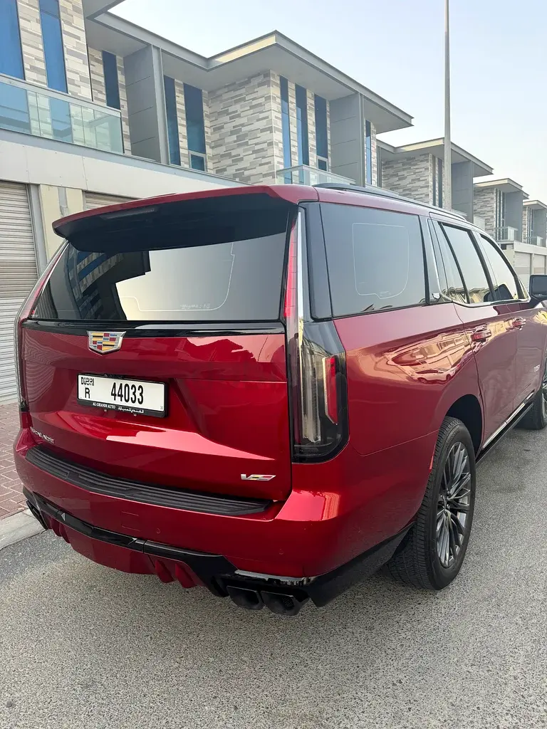 كاديلاك اسكاليد 2023