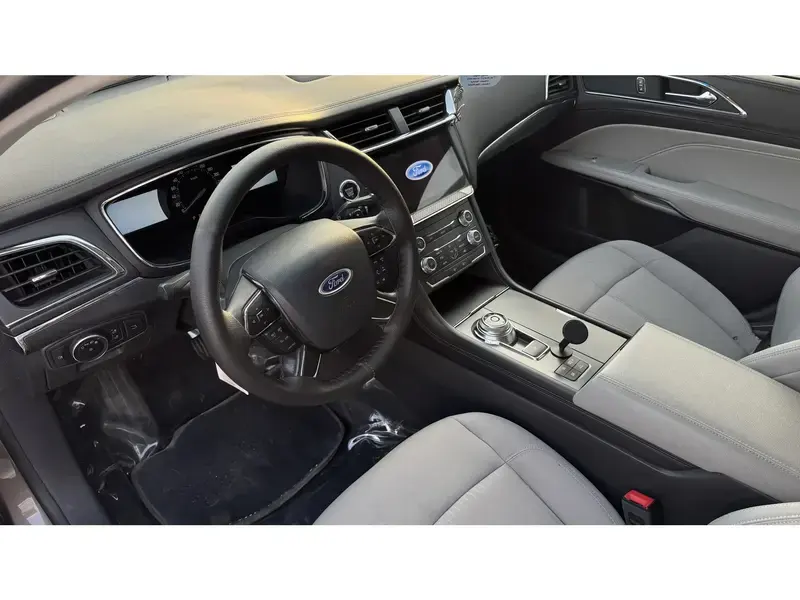 Ford Taurus 2021