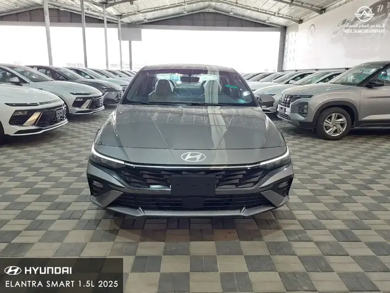 Hyundai Elantra 2025