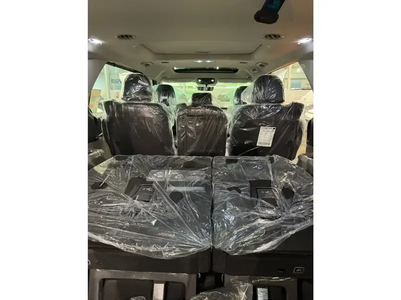 KIA Carnival 2025