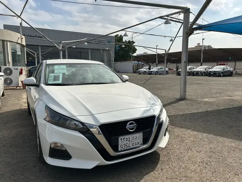 Nissan Altima 2022