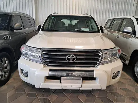 تويوتا لاند كروز 2015