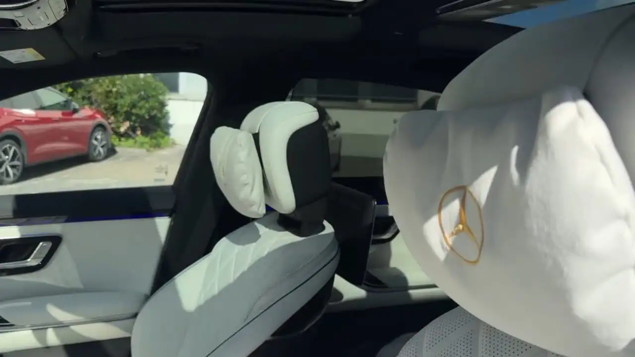 Mercedes Benz S Class 2023