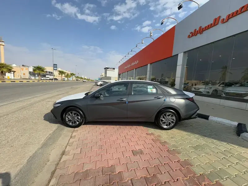 هيونداي إلنترا 2025 هيونداي النترا سمارت بلس مكينه 2.0 2025