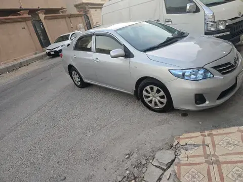 تويوتا كورولا 2013