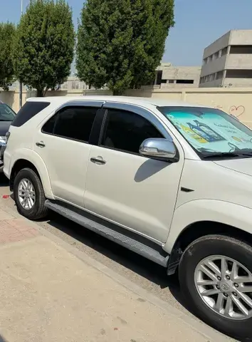 Toyota Fortuner 2013