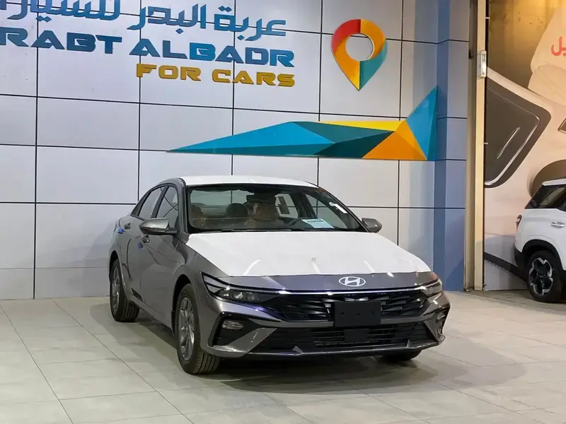 Hyundai Elantra 2025